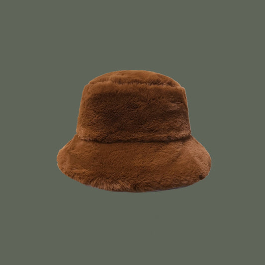 "PLUSH" bucket hat